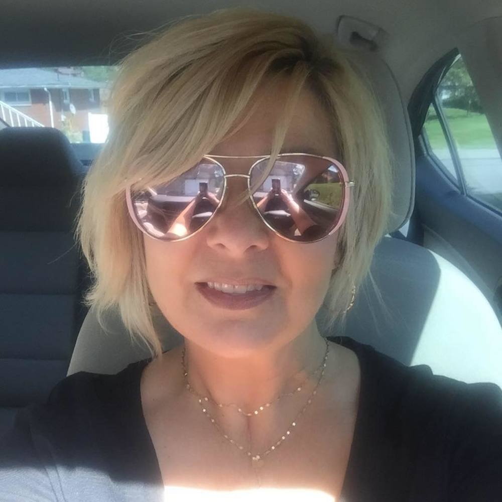 Meet your Posher, Traci